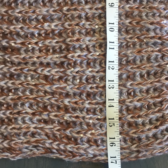 NWT Cozy Sparkly Infinity Scarf, 15" x 17" 🧡 - Picture 6 of 10